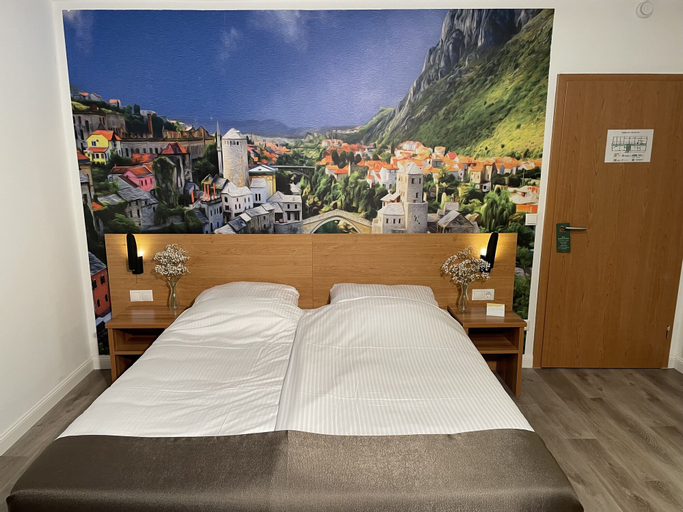 Bedroom 5, Hotel Schlangenbader Hof, Rheingau-Taunus-Kreis