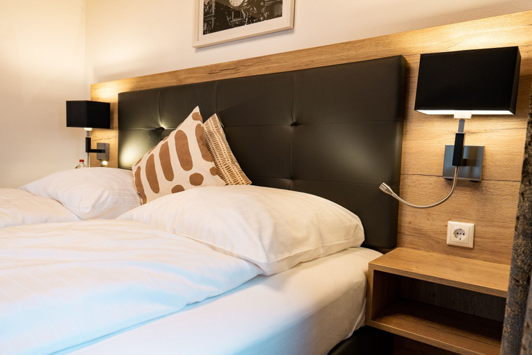 Bedroom 4, Homaris Strandhaus Blankenese, Hamburg