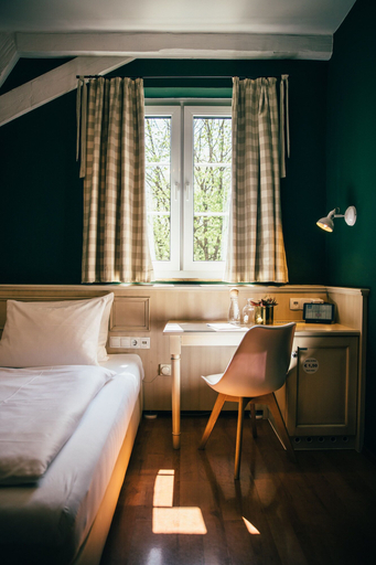 Bedroom 3, Boutique-Hotel Bayerischer Hof, Kempten (Allgäu)
