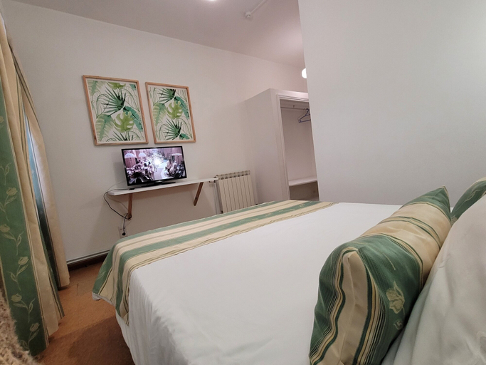 Bedroom 2, SLEEP AND GO - SANTANA IN NATURE B&B, Santana