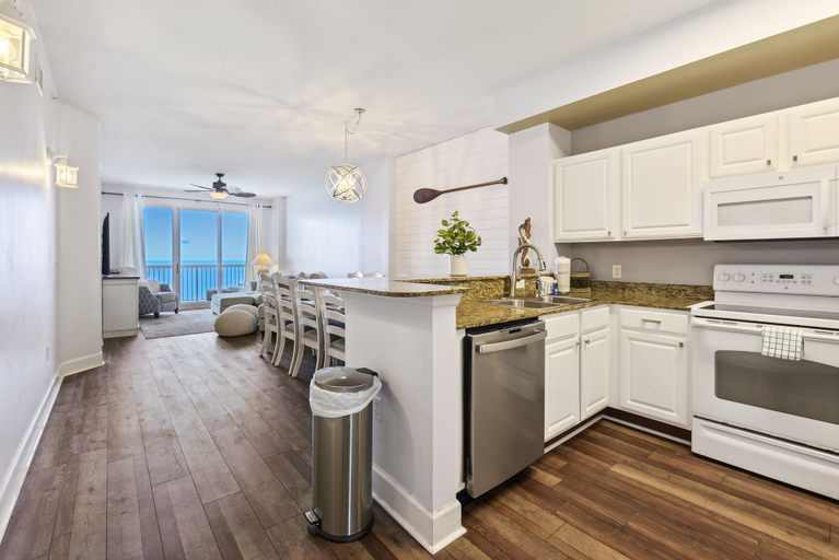 Others 2, Sunrise Beach Resort by Book That Condo, Bay