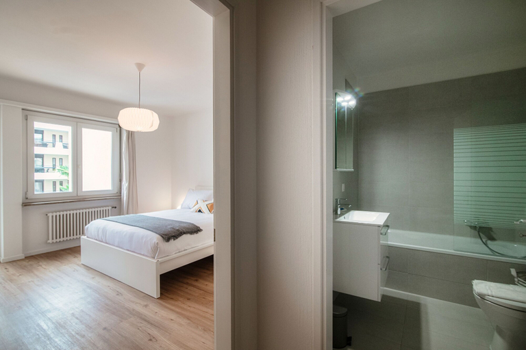Bedroom 5, Locarno City Apartments, Locarno