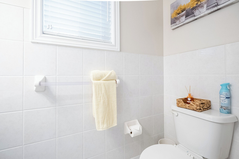Bathroom 4, GLOBALSTAY Modern 3BR house in Newmarket, York