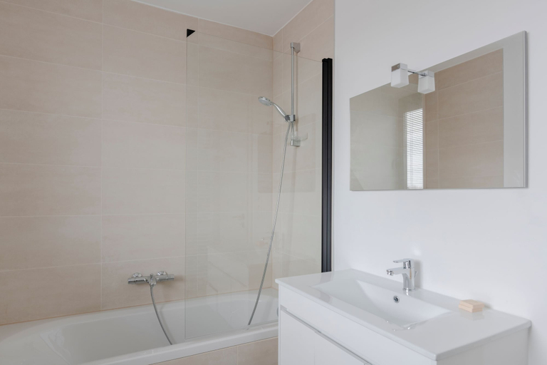 Bathroom 3, Waterloo Design Residence, Brabant Wallon