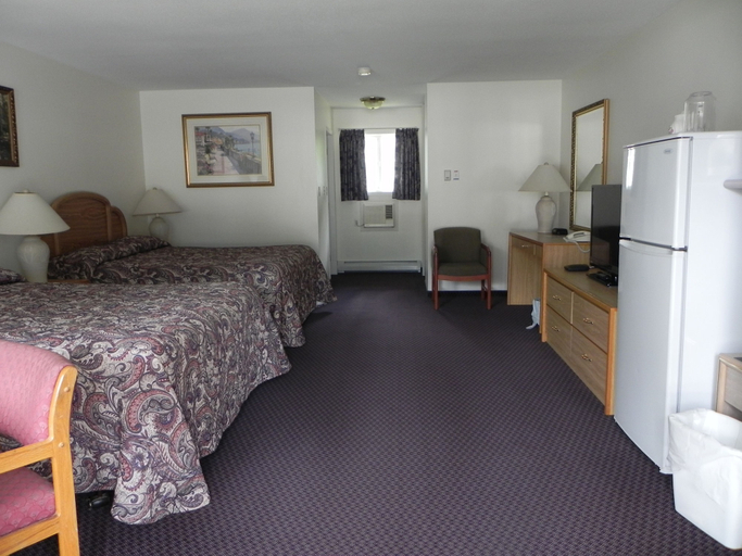 Bedroom 3, Skagit Motor Inn, Fraser Valley