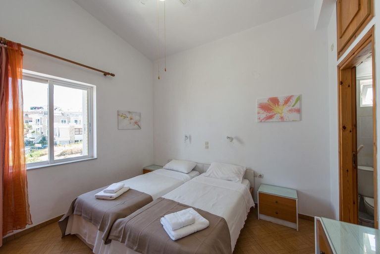 Bedroom 5, Rouladina Apt 5 in Stalos, Crete