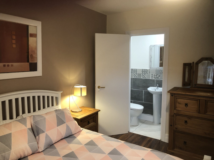 Bedroom 2, City Center Apartment, Derry and Strabane