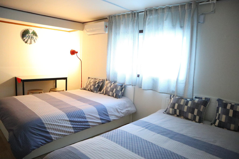 Bedroom 4, Jeong House Hongdae, Seodaemun