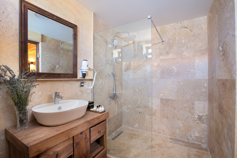 Bathroom 5, Cappadocia Pyramid Stone House, Nevşehir