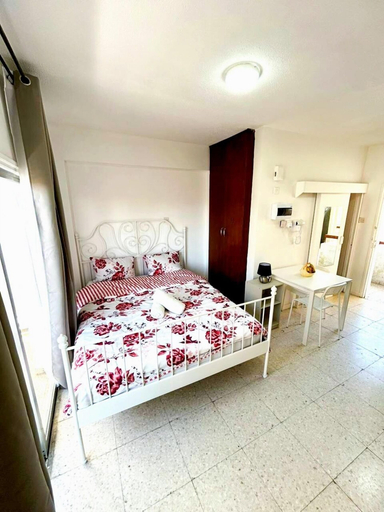 Bedroom, Central Comfort Studio, Larnaca