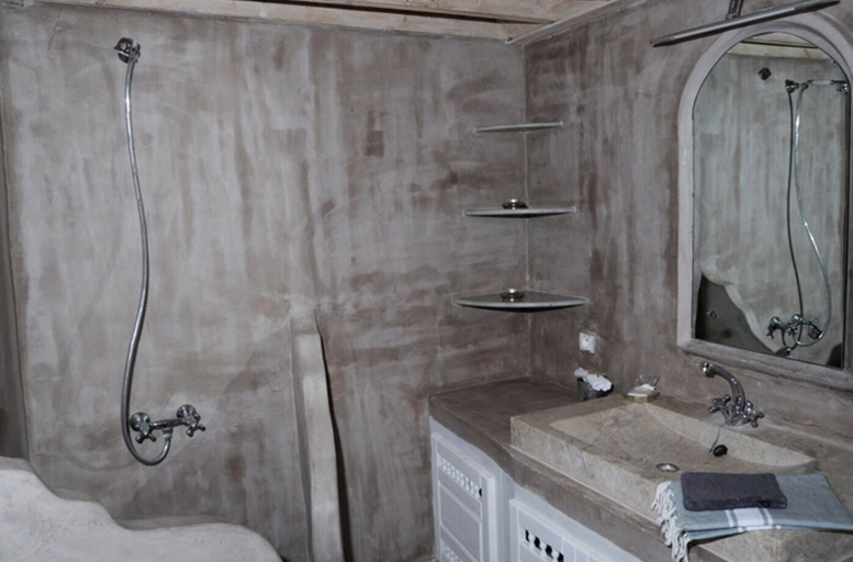 Bathroom 4, Dar Ennour, Houmt Souk