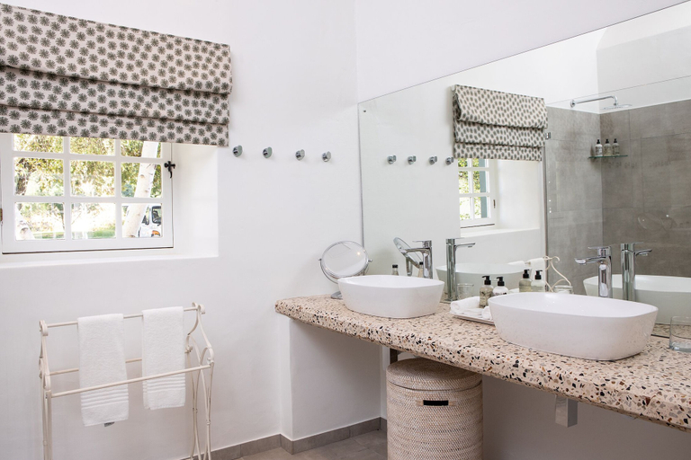 Bathroom 4, Taaibosch Collection, Cape Winelands