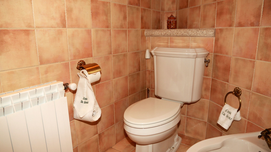 Bathroom 5, Casa Do Sear, Pontevedra