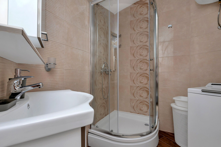 Bathroom 4, Villa Topolinath Pool, Baška Voda