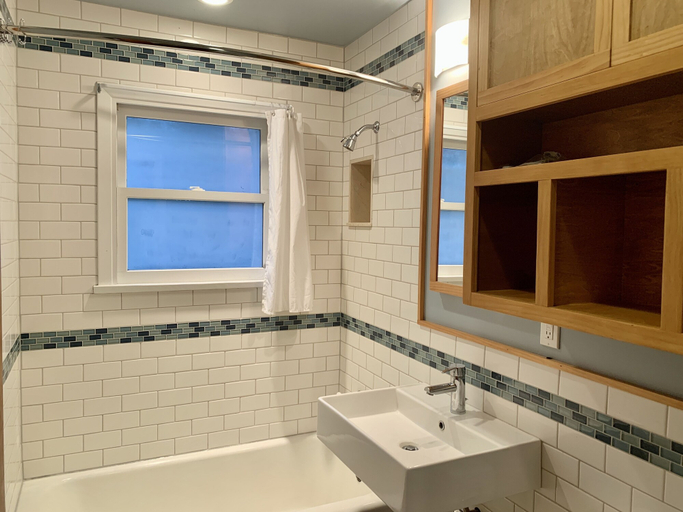 Bathroom, Seattle Vacation Home - Columbia City 3, Seattle