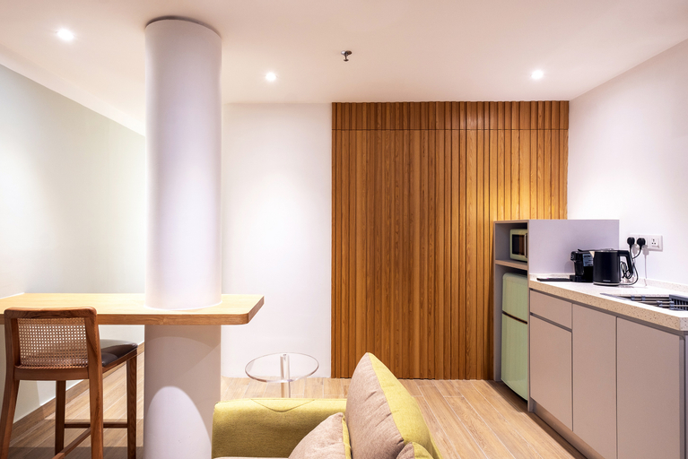 Dining Room 28