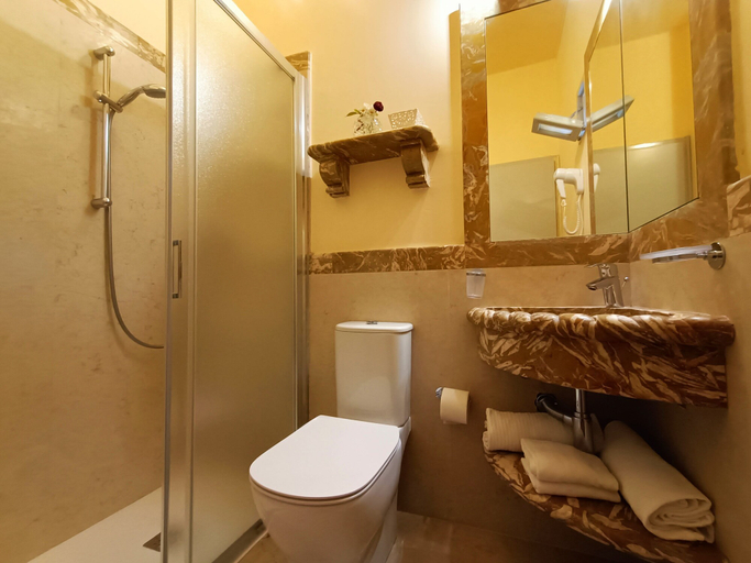 Bathroom 5, Villa Isabella Hotel & Residence, Verona