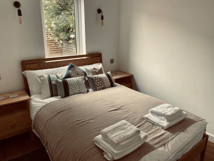 Bedroom 3, Stunning 2-bed Self Contained Oasis in Eastbourne, East Sussex