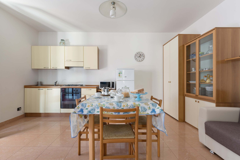 Private kitchen, 2747 Villino Li Marangi by Barbarhouse, Lecce