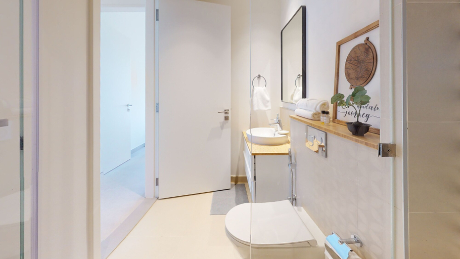 Bathroom 5, SuperHost - High-End apartment With Burj Khalifa Glimpse, Dubai