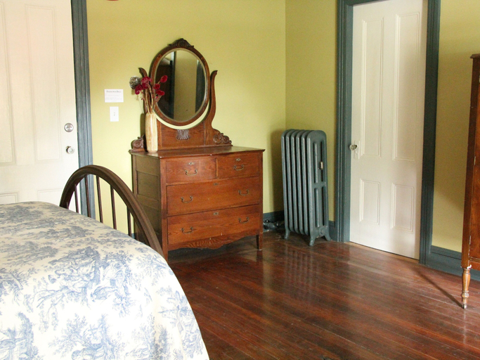Bedroom 2, The Wedding Cake House, Providence