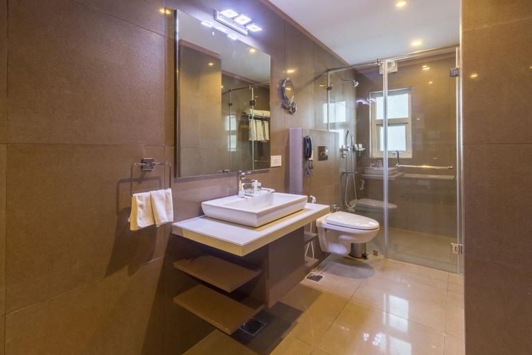 Bathroom 5, Hotel Palacio, Kamrup Metropolitan