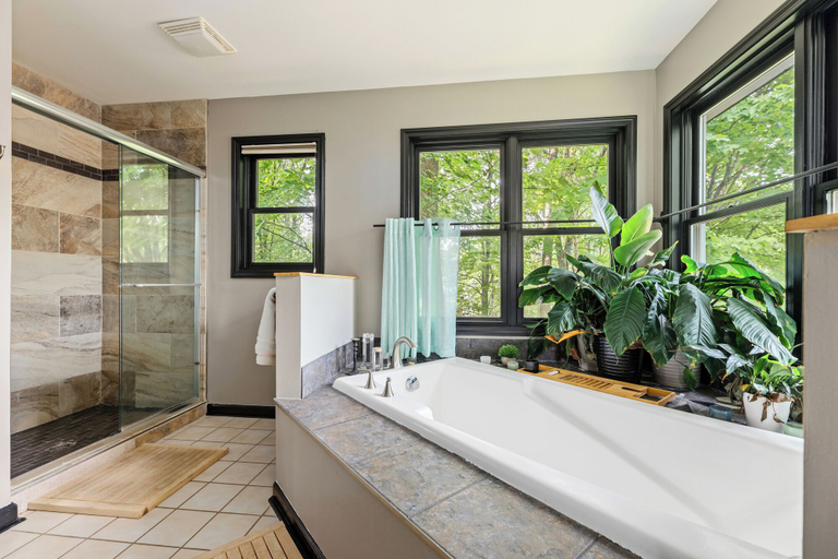Bathroom, Peaceful Luxury Unique 3 BDR Home w/ Cinema & More, Grand Traverse