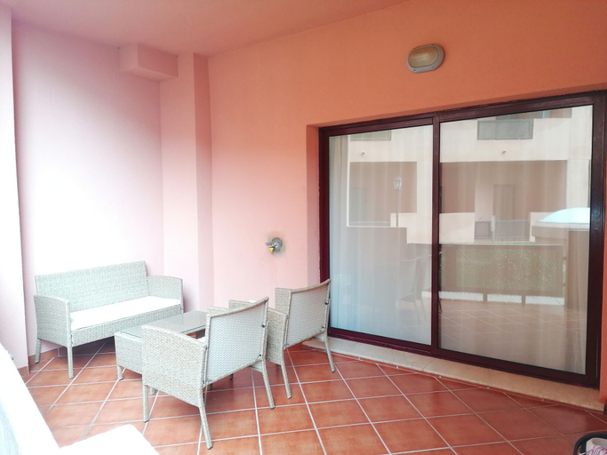 Others 5, CN-340 Suites, Málaga