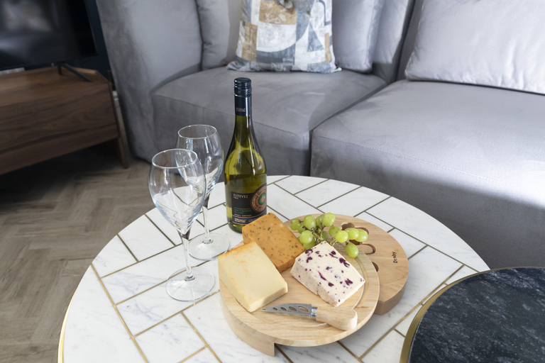 Food & Drinks 4, Elliot Oliver - Stunning 6 Bedroom Regency House With Parking, Gloucestershire