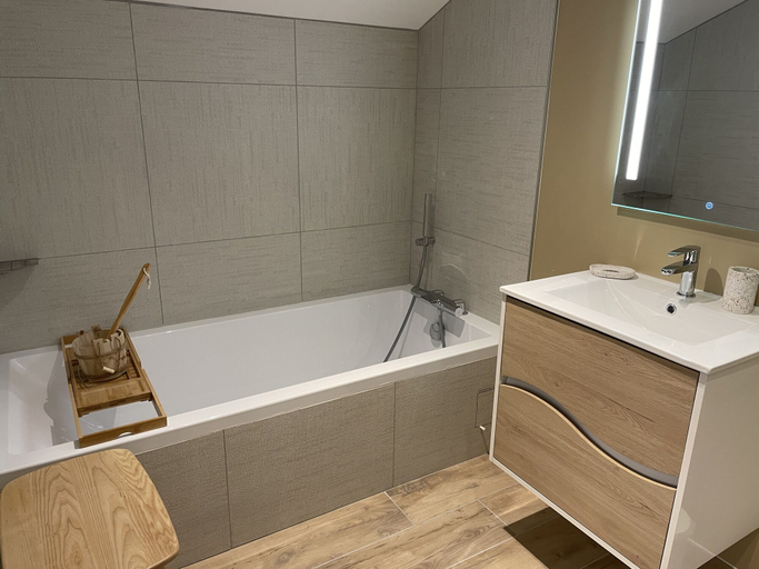 Bathroom 3, Hitton Séjours Nature, Gers
