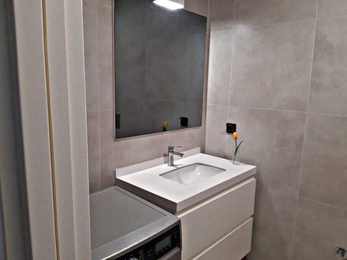 Bedroom 4, Lovely serviced apartment with a pool and GYM, Küçükçekmece
