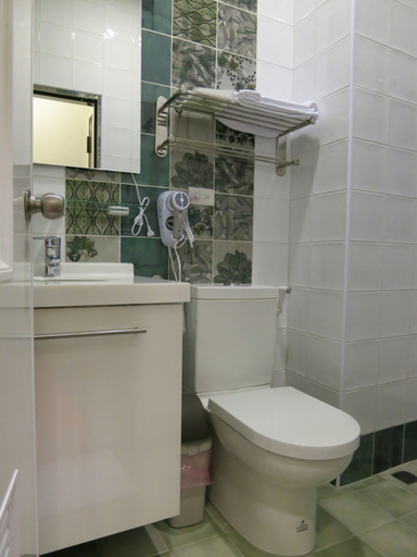 Bathroom 5, Sun Moon Lake Crown Yu Hotel, Nantou