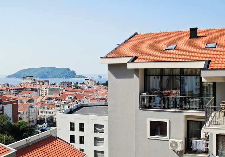 Others 4, Rooftop Apartments & Rooms