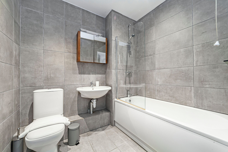 Bathroom, The Brixton Collection, London