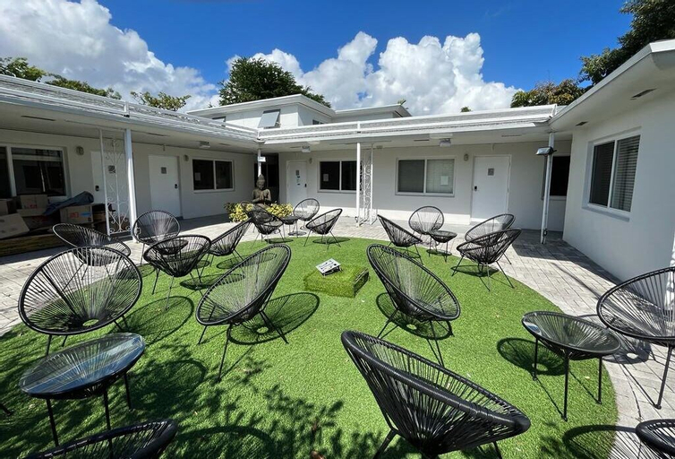 Exterior & Views 2, Wonderful Studio 15 min from the beach, Miami-Dade
