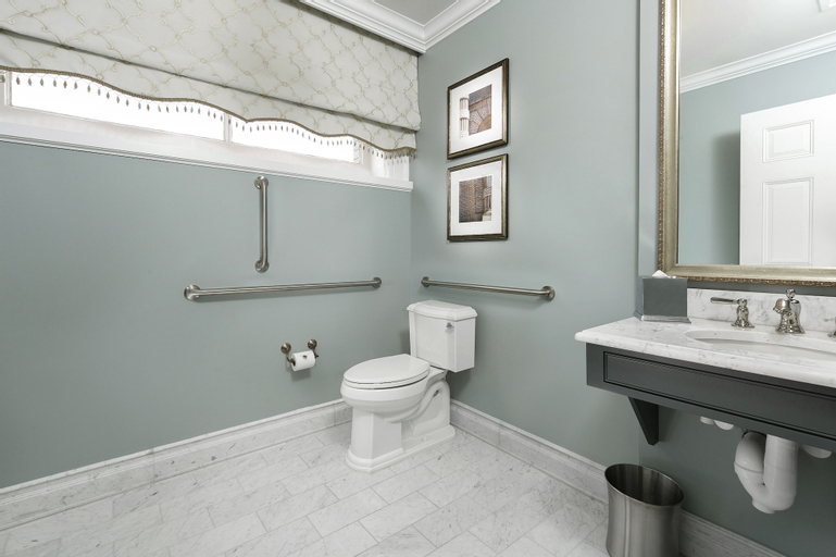 Bathroom 7