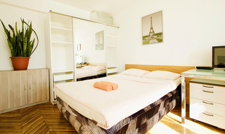 Bedroom 3, LUXKV Apartment on Schipkovskiy, Central