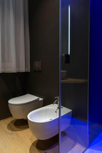 Bathroom 5, Civitaloft, Macerata