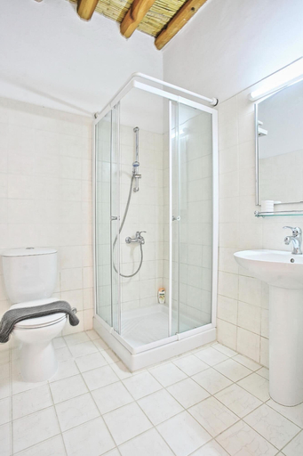 Bathroom 4, Simeon Estate in Drouseia
