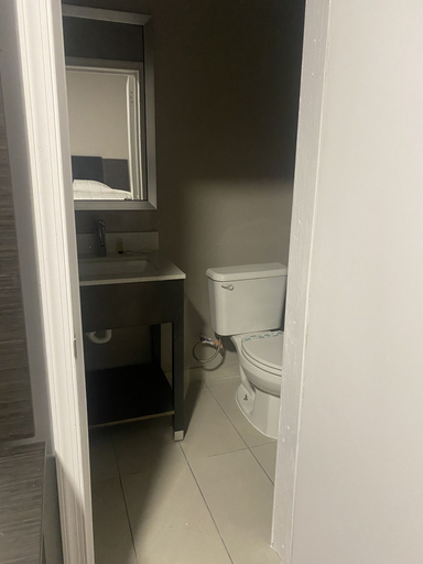Bathroom 4, Motel 6 Williamstown, NJ - Black Horse Pike, Gloucester