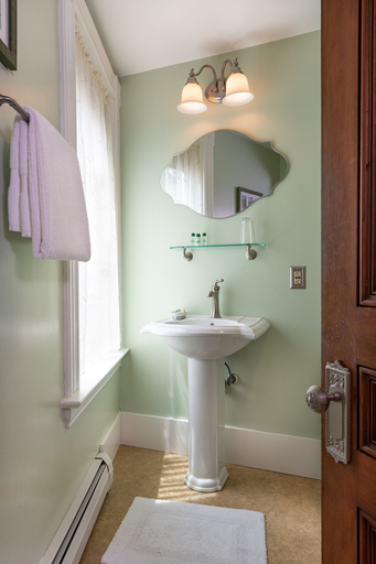 Bathroom 3, Sinclair Inn Bed and Breakfast, Chittenden