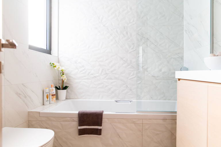 Bathroom 4, Lilium Apartment, South Aegean