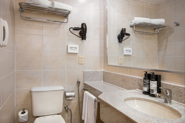 Bathroom 5