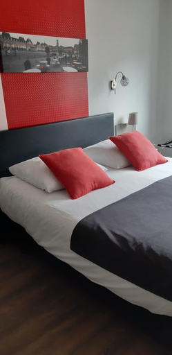 Bedroom 2, AUBERGE EN ARDENNE, Ardennes