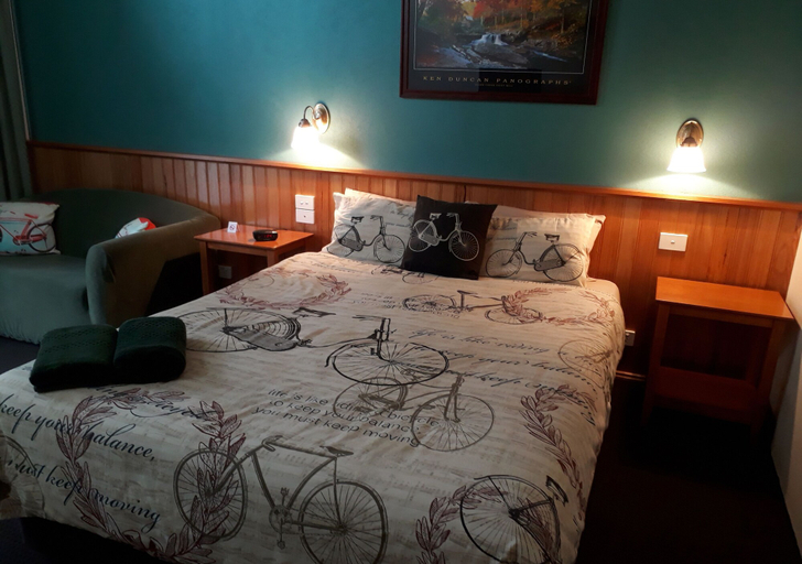 Bedroom 2, Moe Motor Inn, Latrobe - Moe