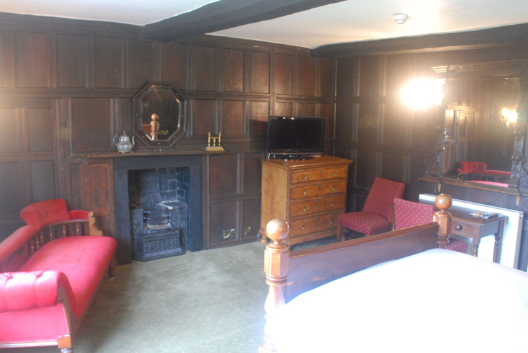 Others 5, The Radnorshire Arms Hotel, Powys