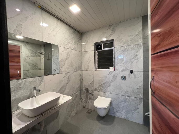 Bathroom 4, Coastal Bay Beach Resort, Ratnagiri
