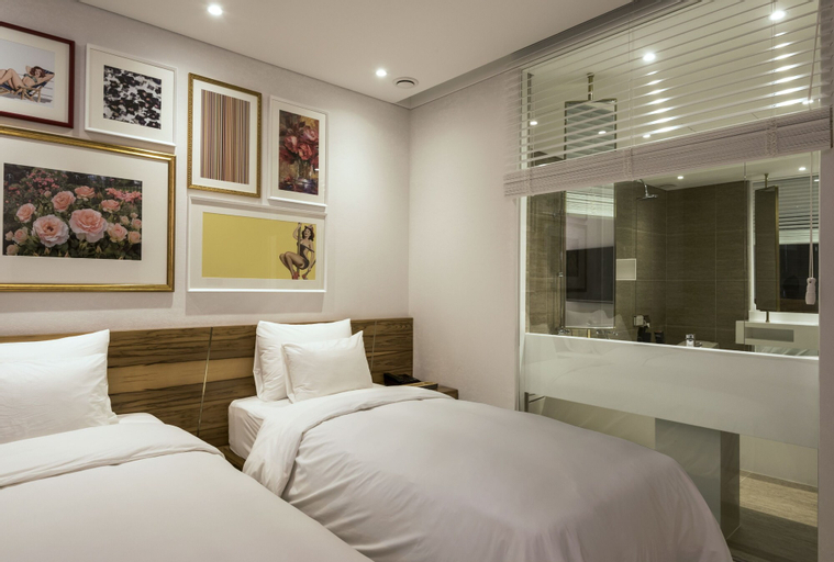 Bedroom 11