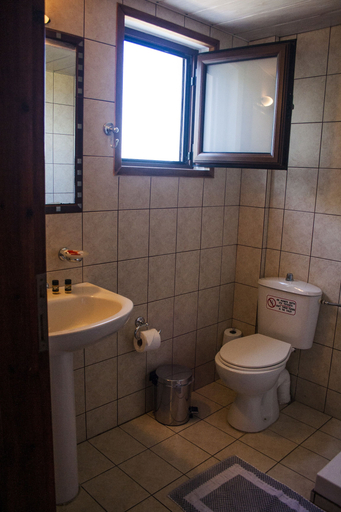 Bathroom 4, Kavousi Resort, Crete