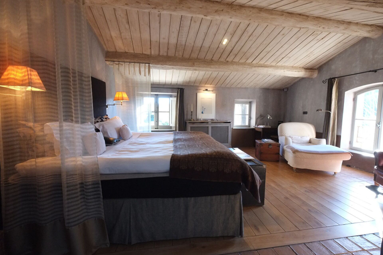 Bedroom 4, Les Rosées, Alpes-Maritimes